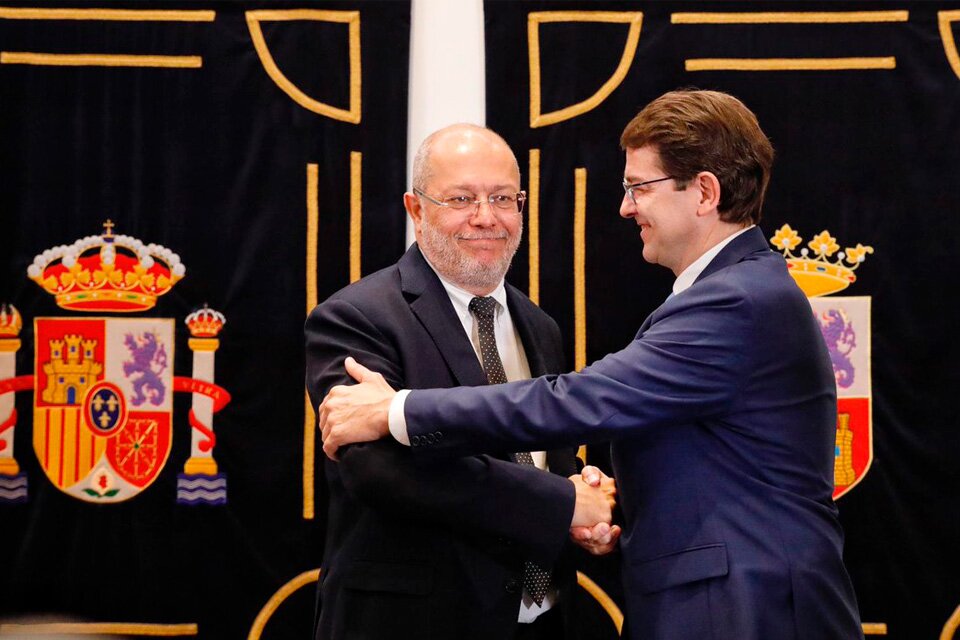 El vicepresidente Francisco Igea junto al presidente de la Junta Alfonso Fernández Mañueco