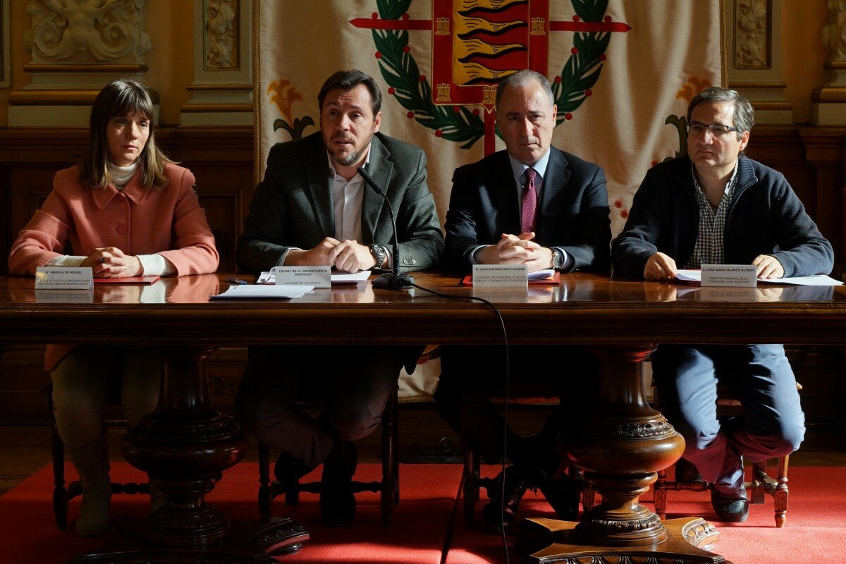 Ángela de Miguel, Óscar Puente, Antonio Gato y José María Blanco. Foto: Carlos Arranz Ángela de Miguel, Óscar Puente, Antonio Gato y José María Blanco. Foto: Carlos Arranz