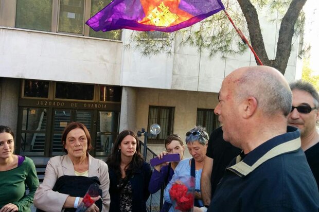 Imagen de archivo de Doris Benegas tars abandonar las dependencias policiales tras su detención en octubre de 2014. Imagen de archivo de Doris Benegas tars abandonar las dependencias policiales tras su detención en octubre de 2014.