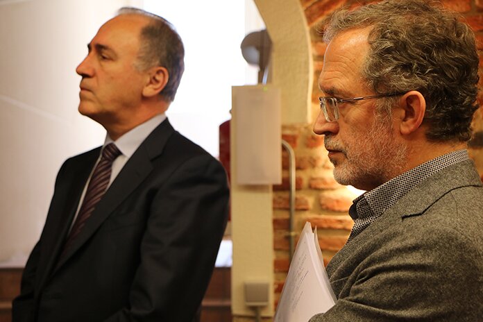 Los concejales Antonio Gato y Manuel Saravia. Foto: Gaspar Francés Los concejales Antonio Gato y Manuel Saravia. Foto: Gaspar Francés