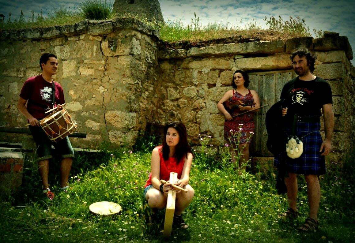 Grupo Caitaraxia que actuará en el concierto. Grupo Caitaraxia que actuará en el concierto.